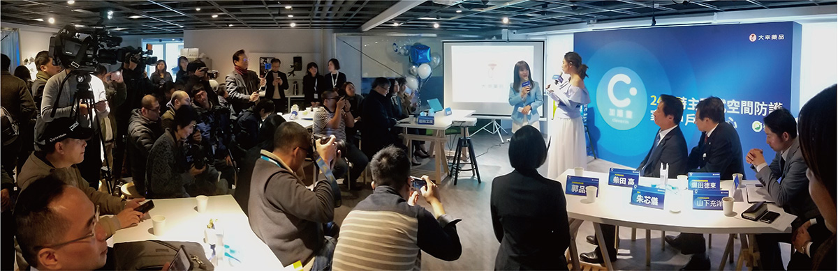 特別感謝到場的的記者朋友們以及記者會的幕後工作人員，讓加護靈記者會圓滿成功 。