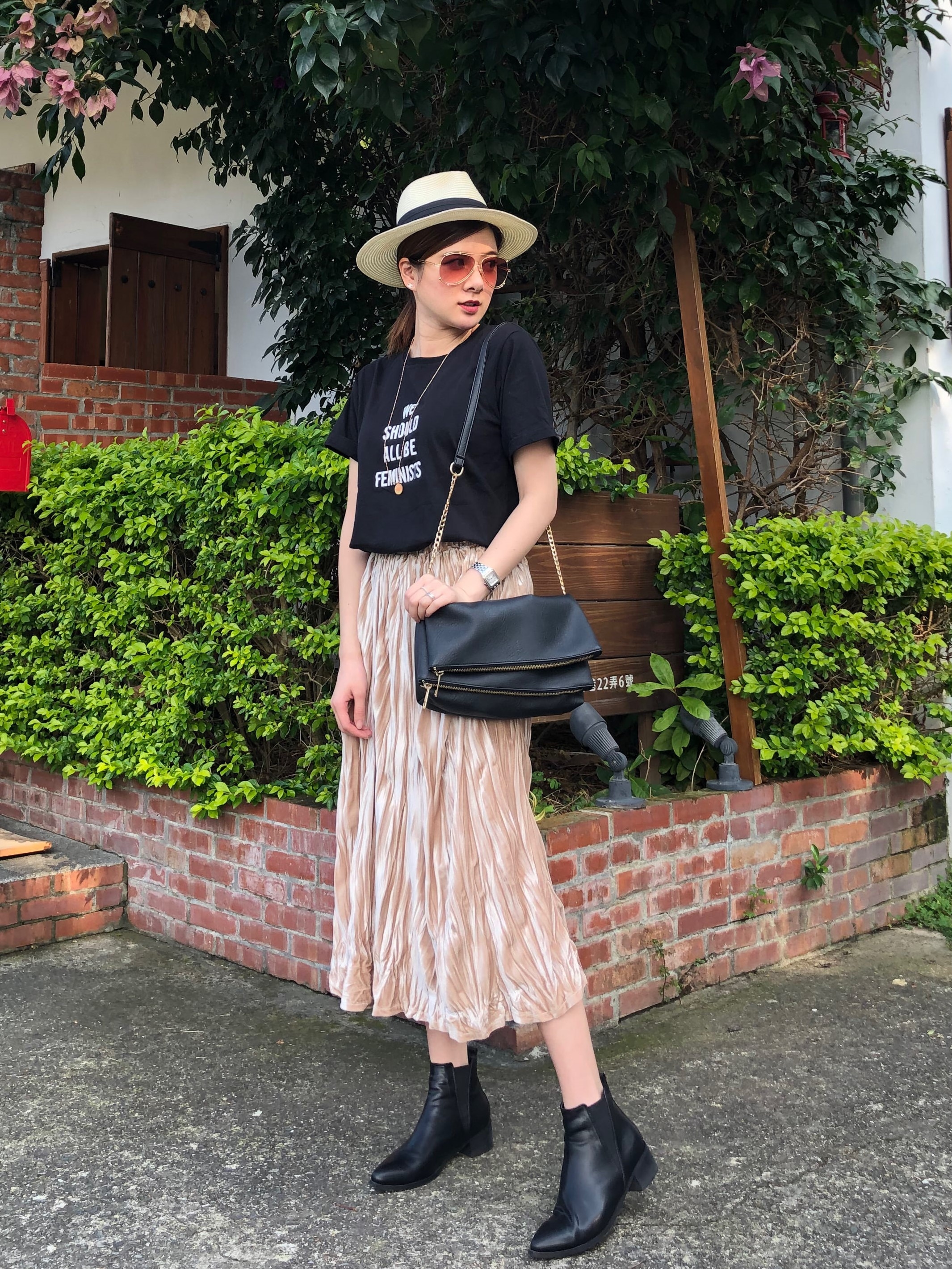 皺褶造型百褶裙