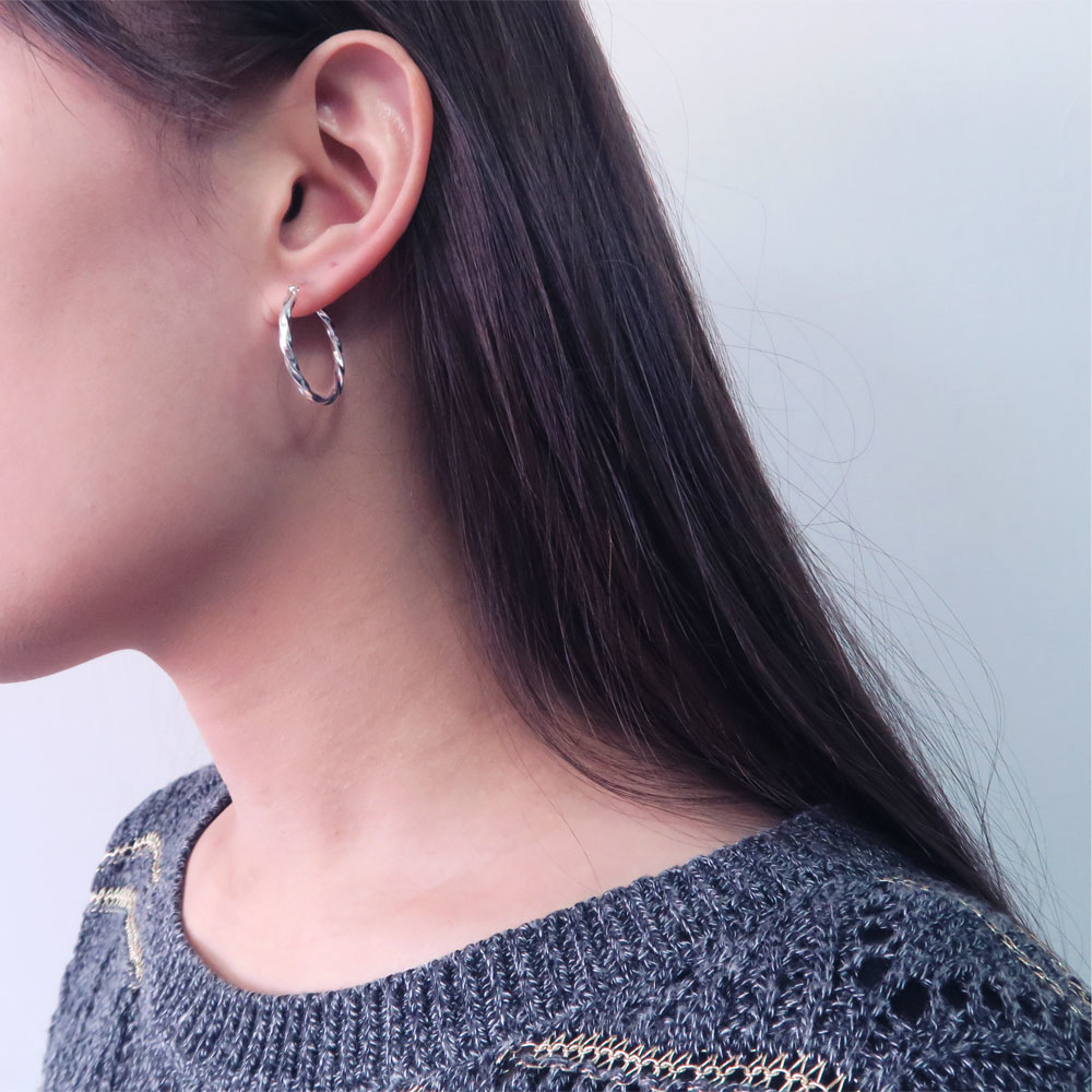 圈式/C型耳環  永恆 方扭圓形 925純銀耳環(大)
