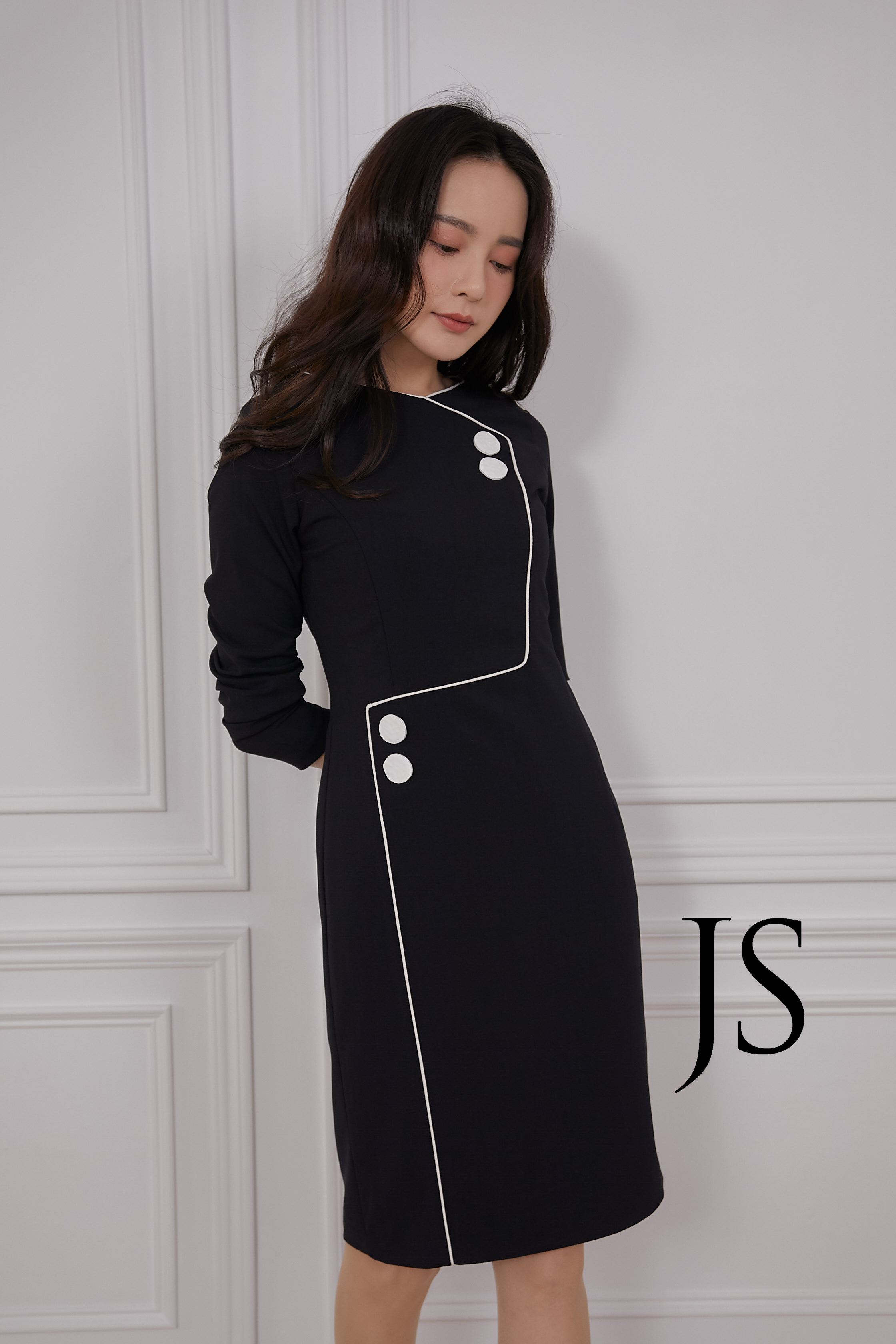 雙圓釦造型洋裝(黑/S)