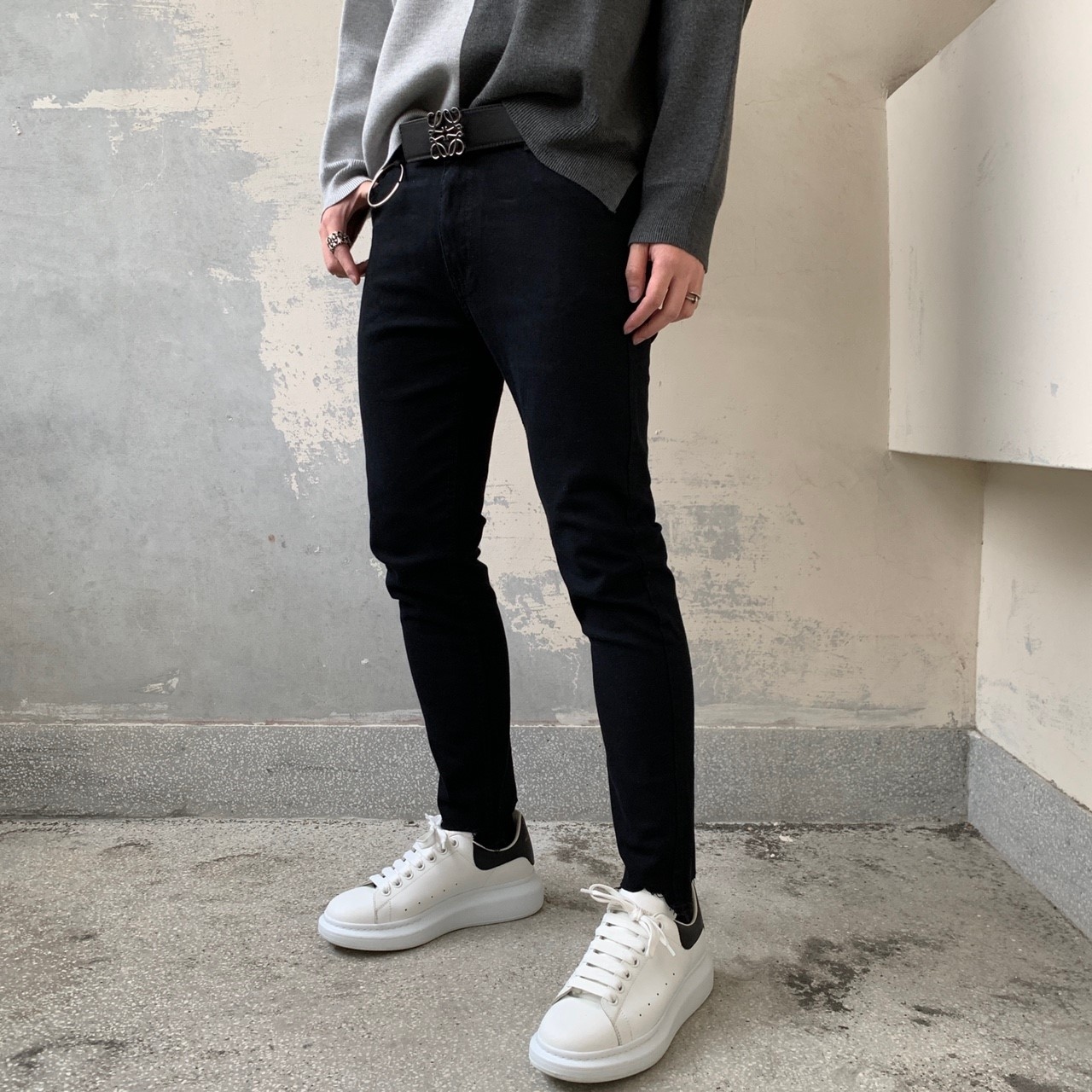 韓國 不收邊圓環黑色九分牛仔褲