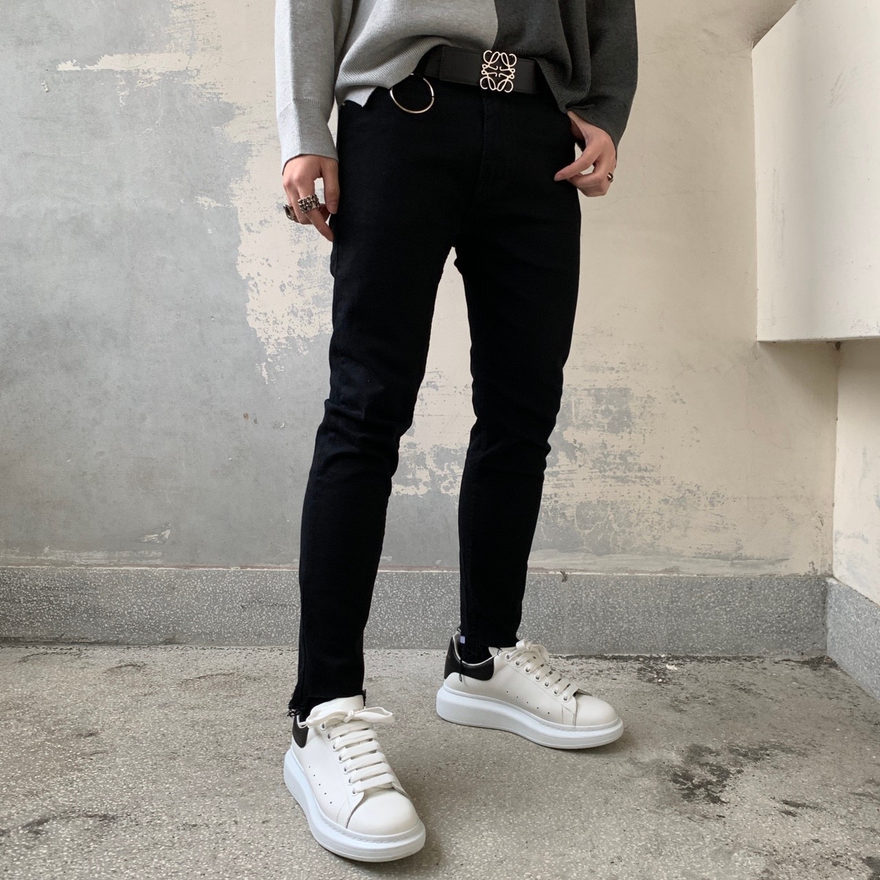 韓國 不收邊圓環黑色九分牛仔褲