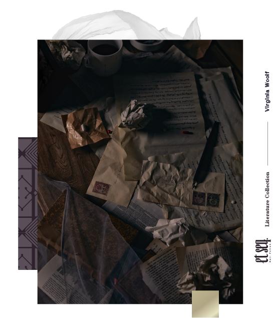 桌上雜亂的信紙信封