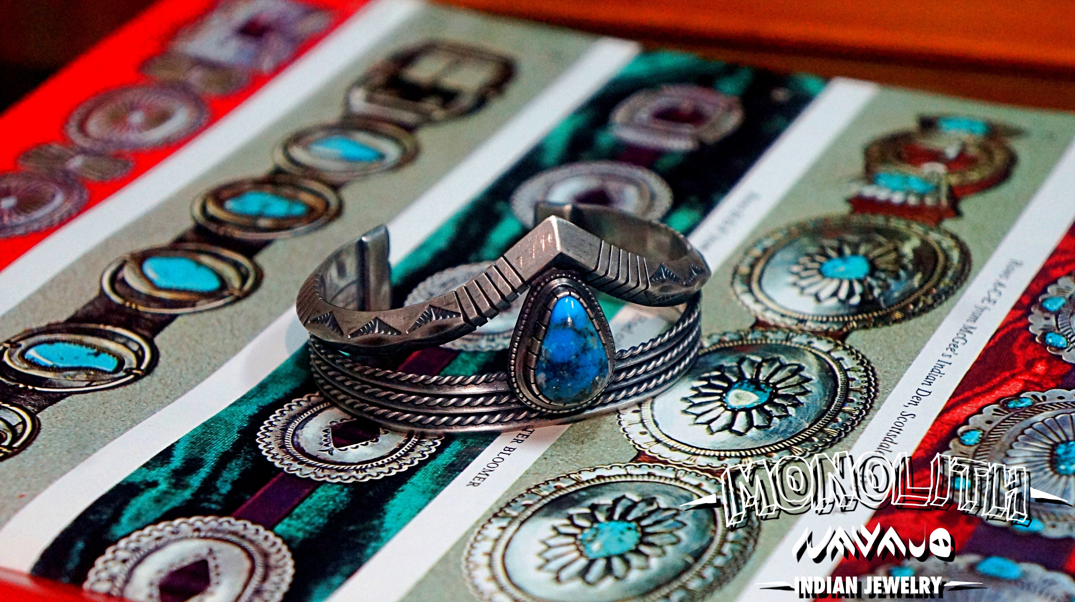 Ithaca Peak 綠松石 【手環】