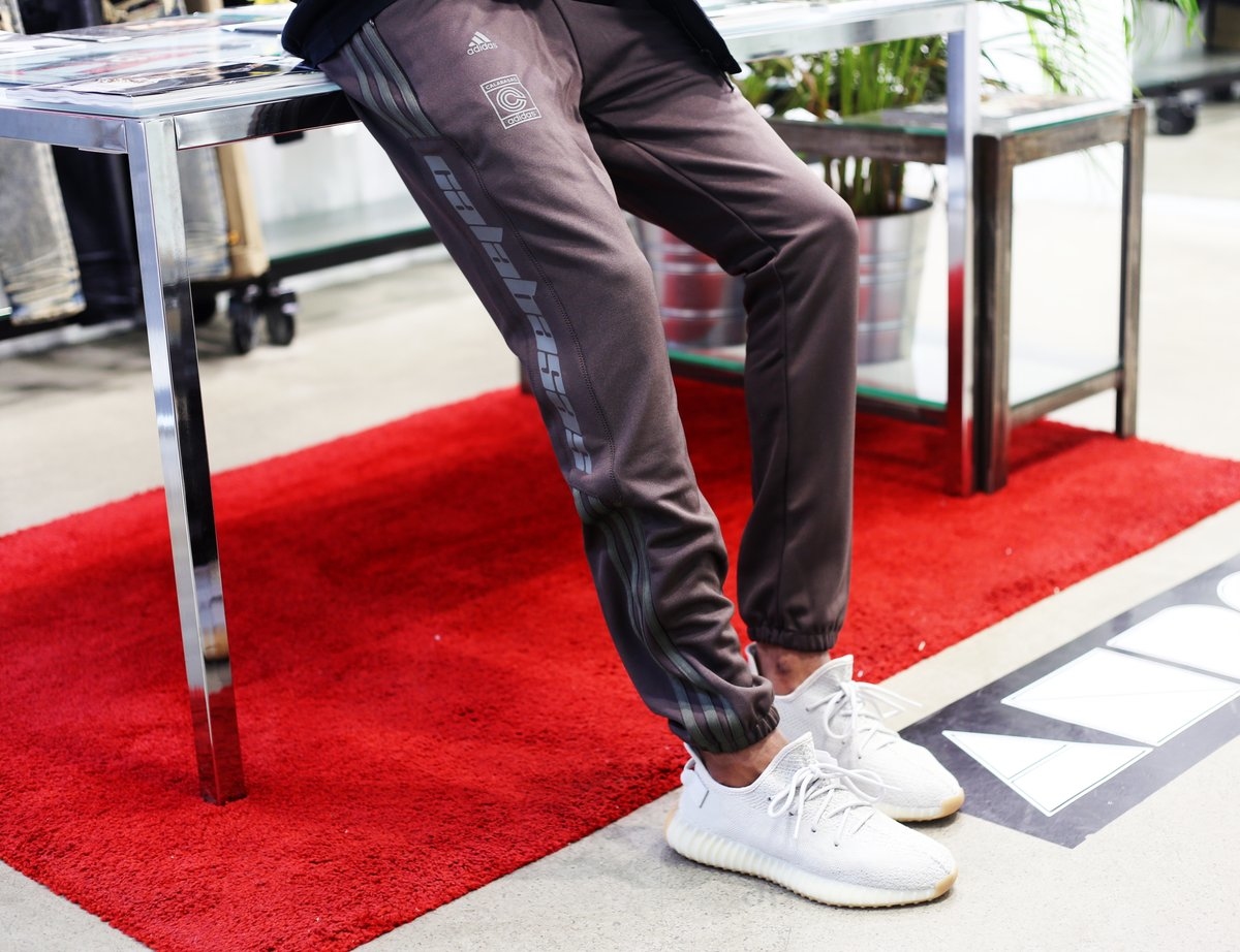 [現貨] Yeezy Calabasas Pants "Brown"