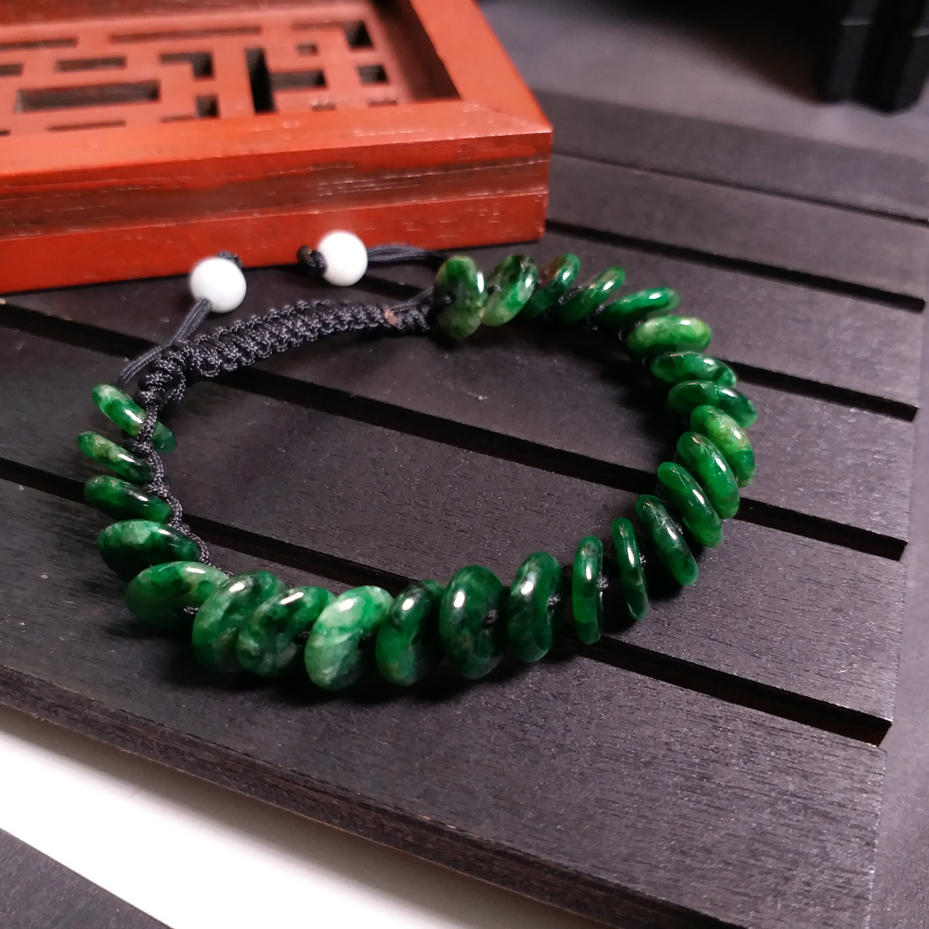 J1433 滿綠平安扣手帶 (8.8mm直徑)