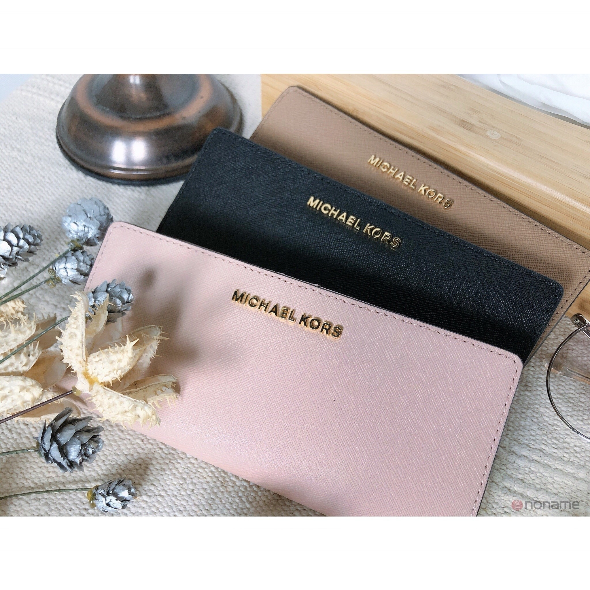 Michael Kors MK Leather Slim Wallet 防刮紋 扣式 長夾