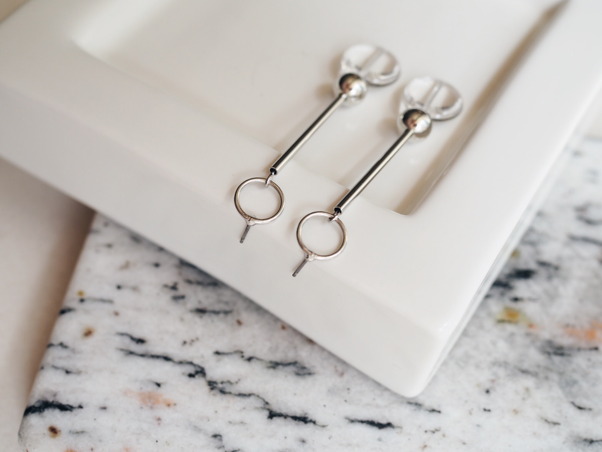 優雅點綴｜透明水晶耳環