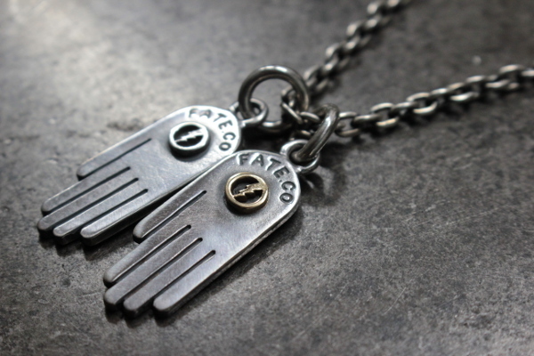 FCT-73 祈禱之手吊墜