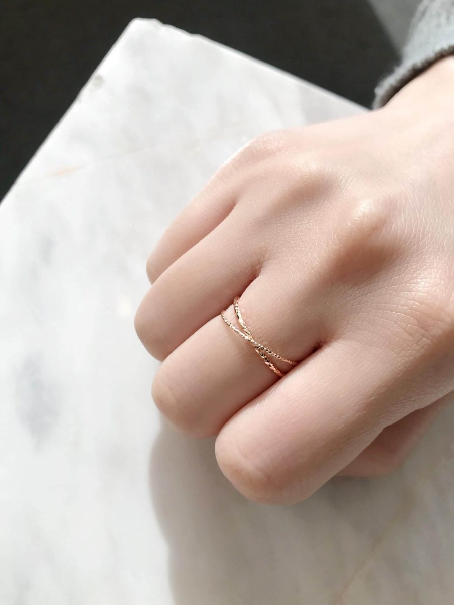 14K玫瑰金 閃亮亮雙環戒指