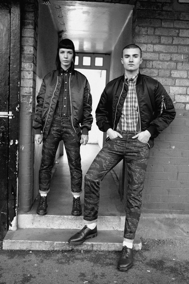 光頭黨 Skindeads穿搭 / 馬汀鞋、牛仔窄款褲、MA-1軍裝外套