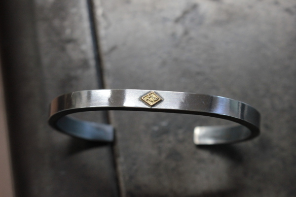 SE-549 平打窄手鐲/K18 1% dia