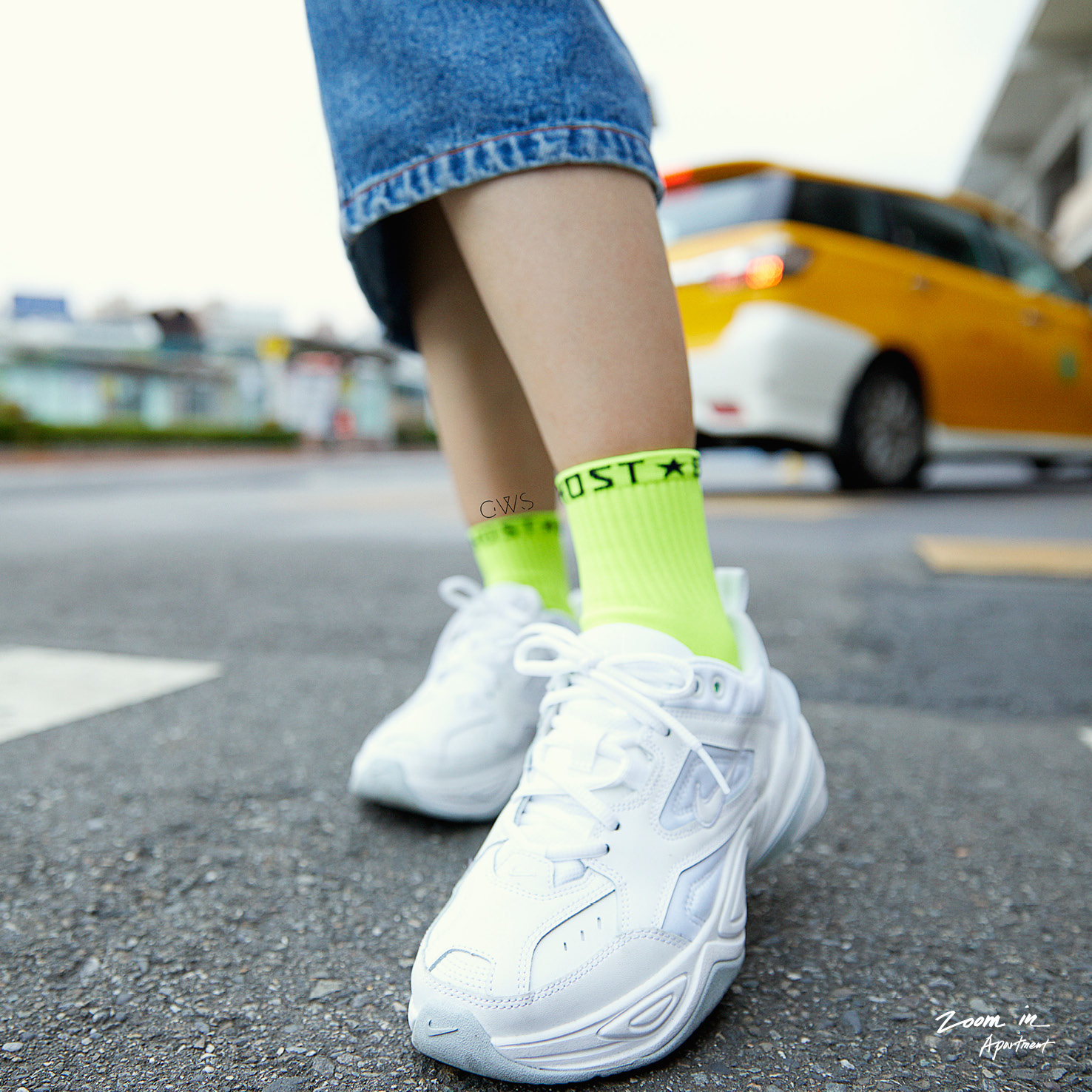 『GHOST EMMA 螢光短襪』