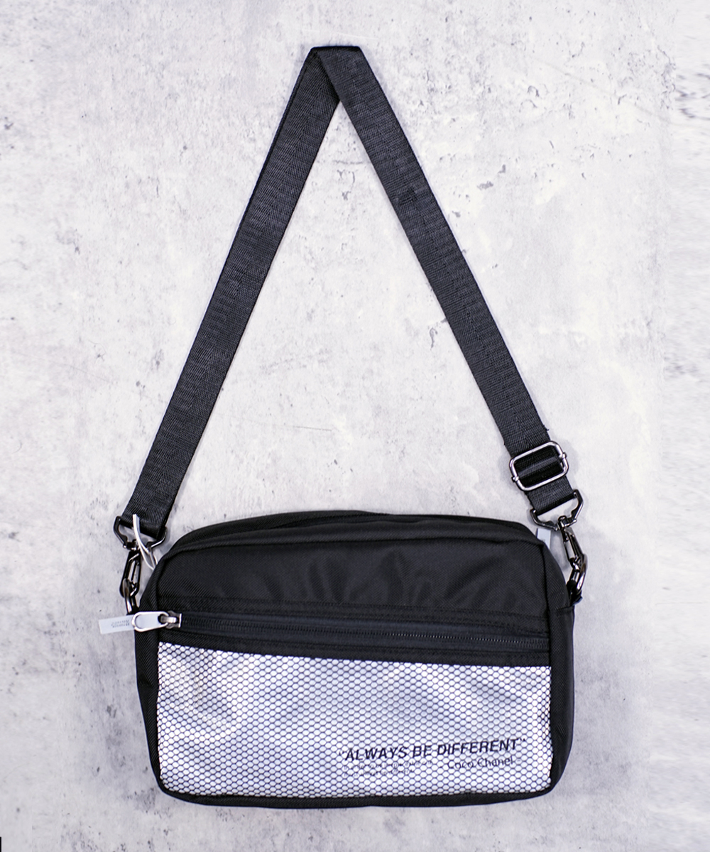 【絕版小品】AlwaysBeDifferent Black Shoulder Bag