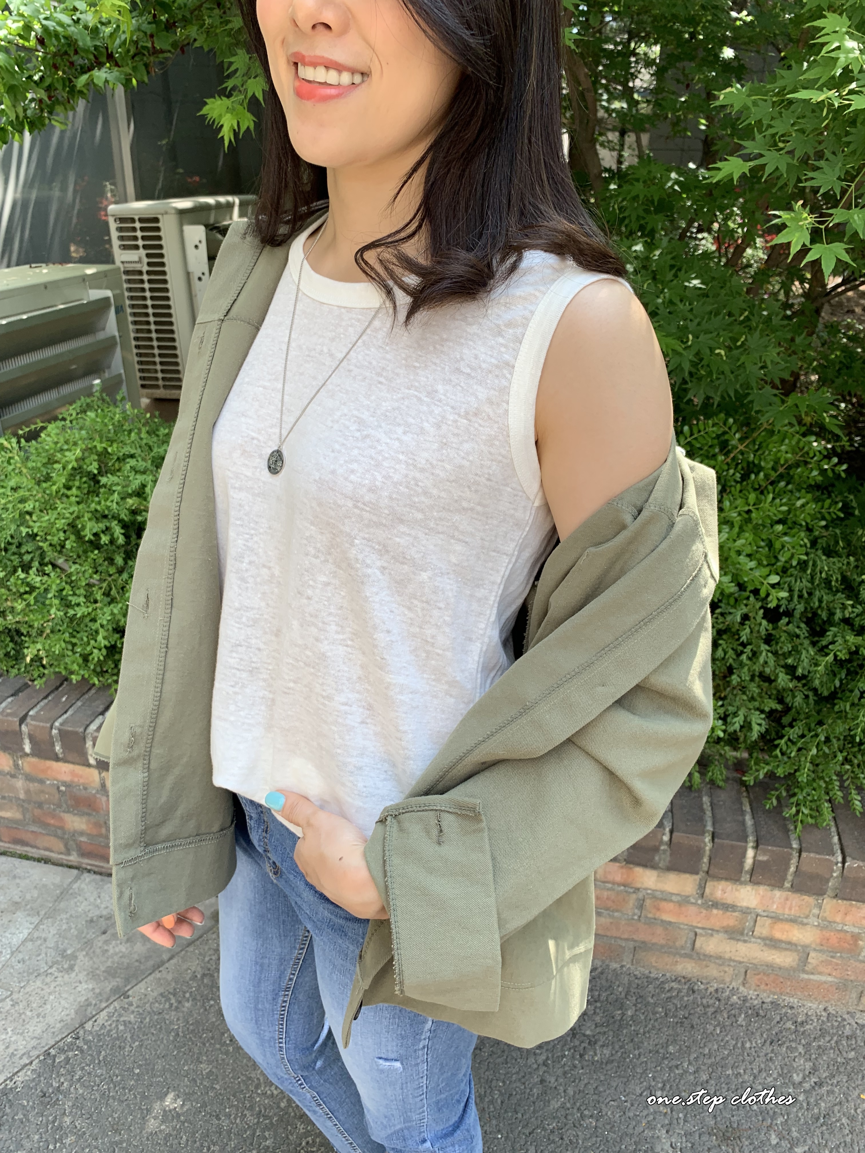 正韓寬肩帶棉麻背心 (白)