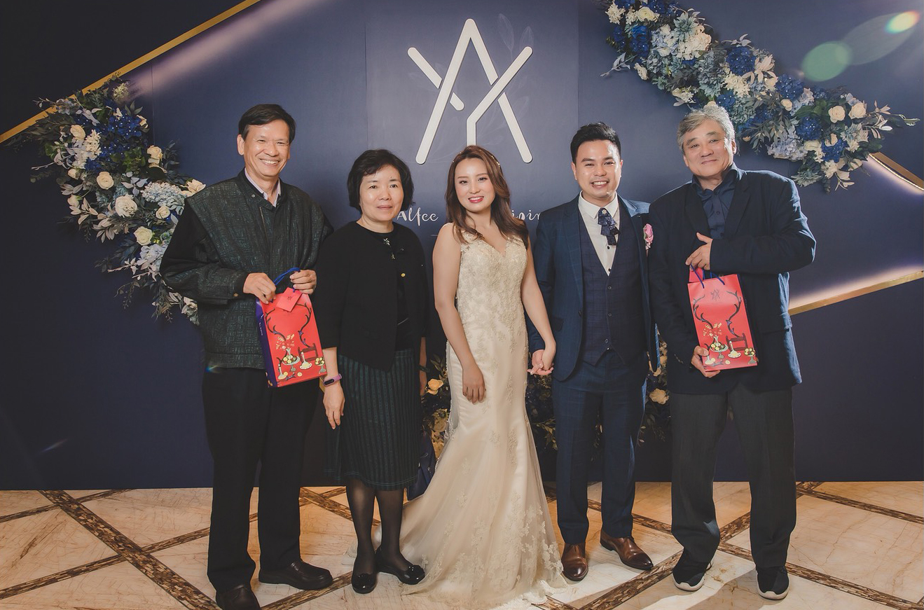 【青鳥旅行X台中林酒店】客製化婚禮喜餅禮盒