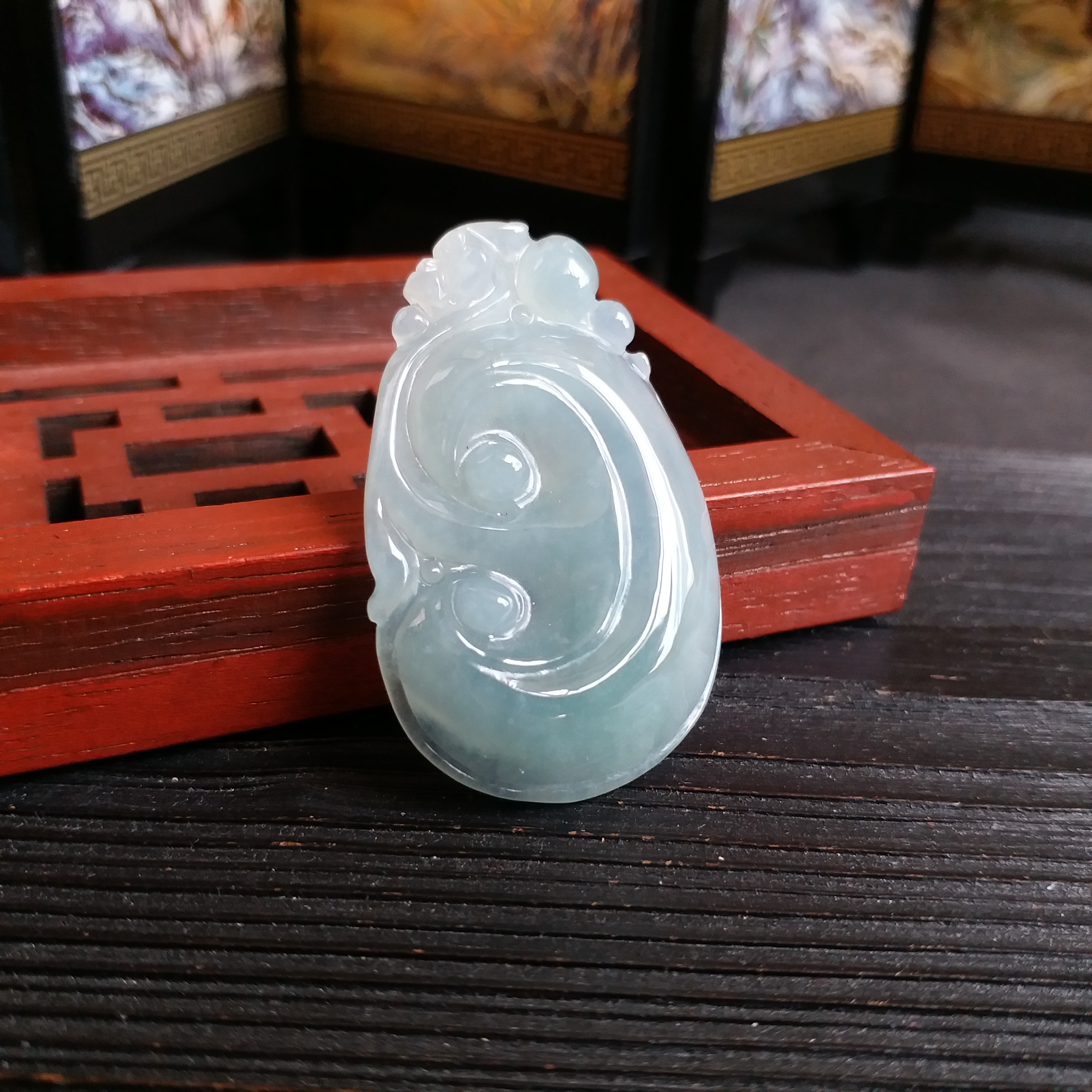 J1443 冰底色如意吊墜