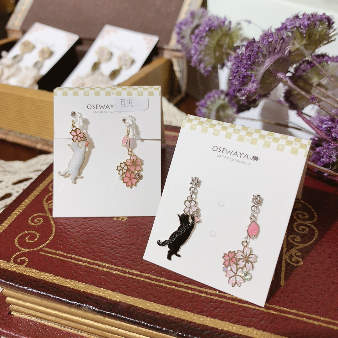 [日本制] 捕捉櫻花的貓咪耳環