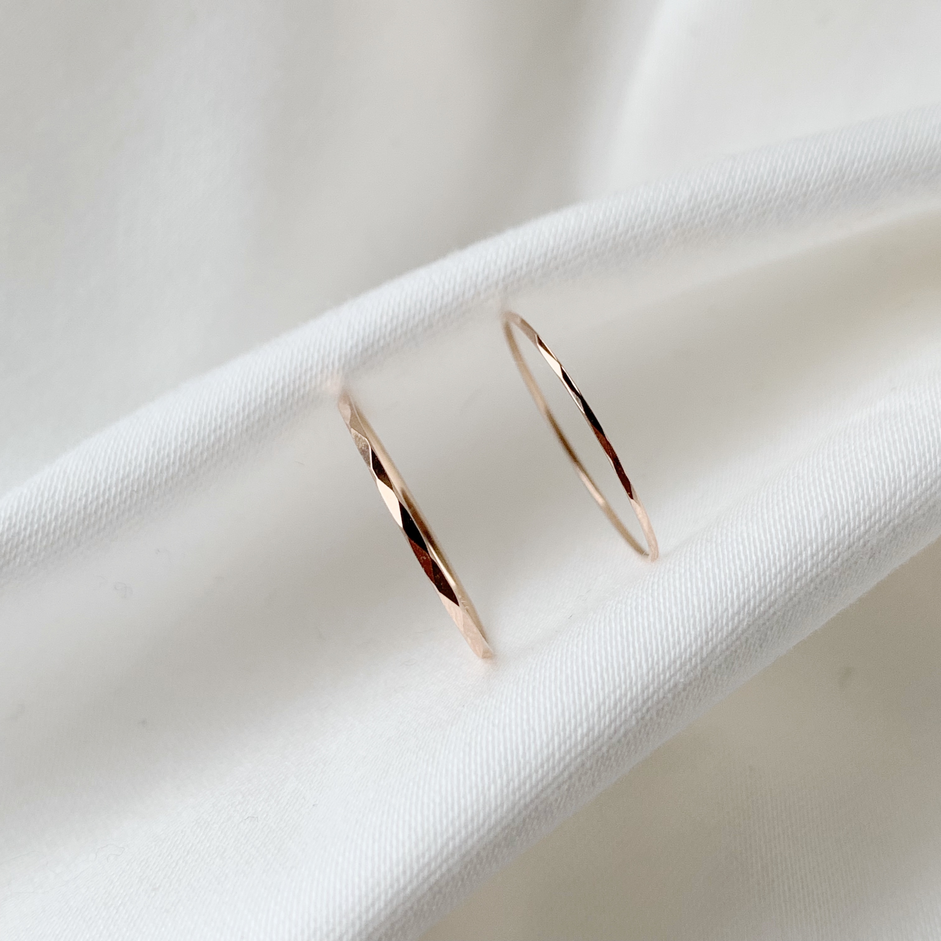 14k玫瑰金 厚版切割線戒