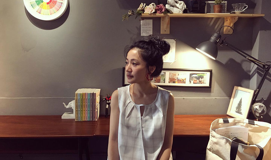 陳琬婷實穿凝夏格紋無袖上衣