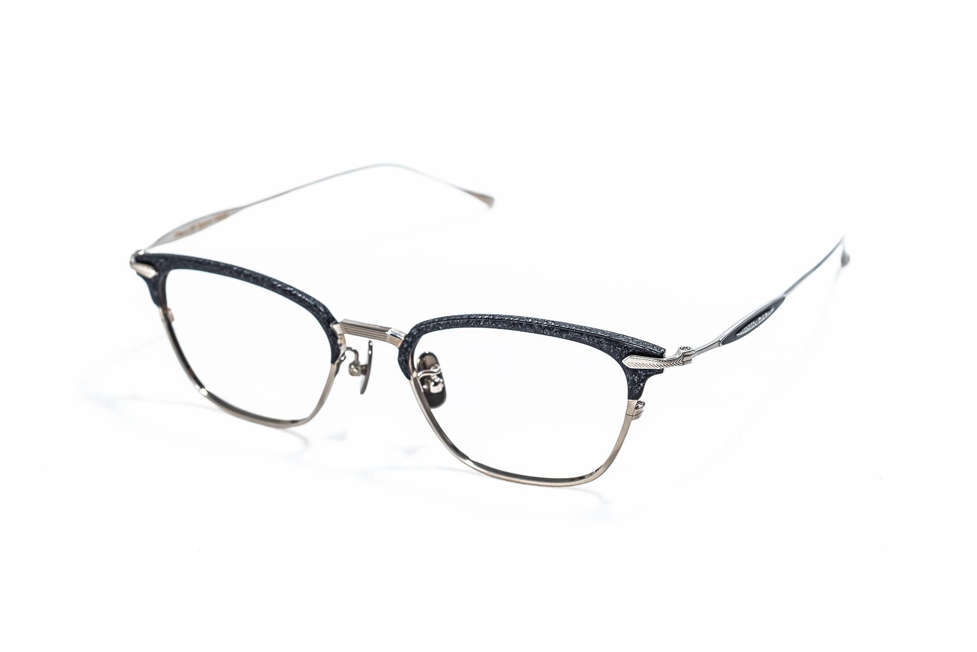 E-010 Limited-BK