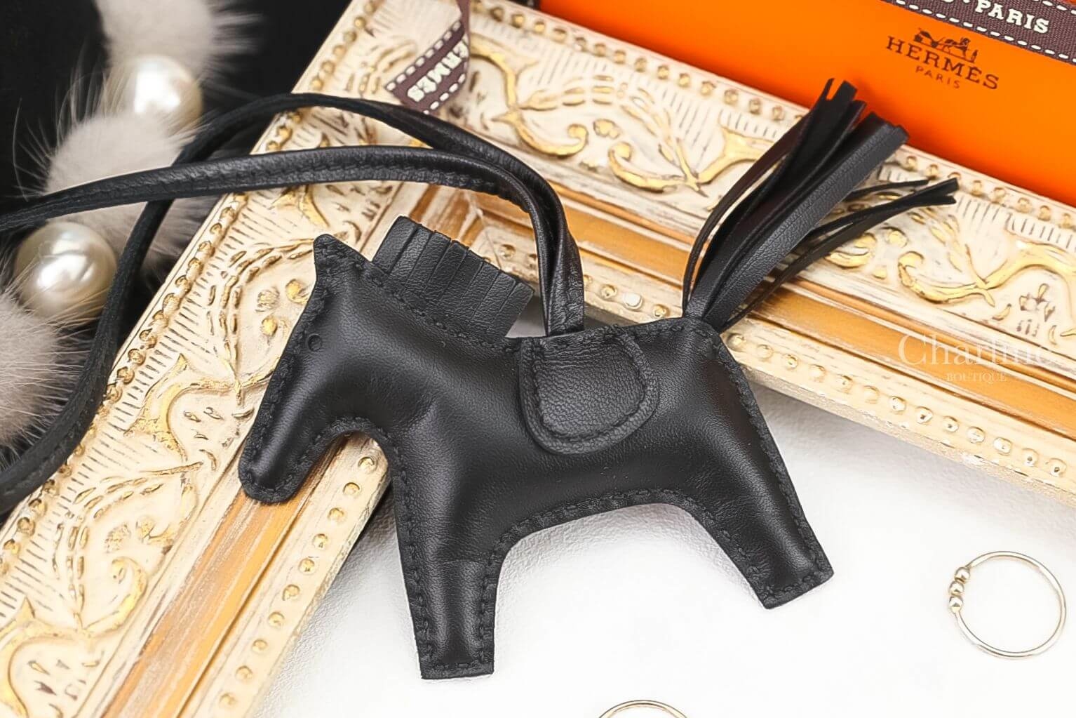 Hermès Horse Charm PM 黑色小型可愛小馬吊飾
