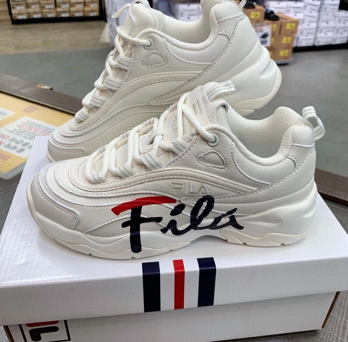 fila ray script