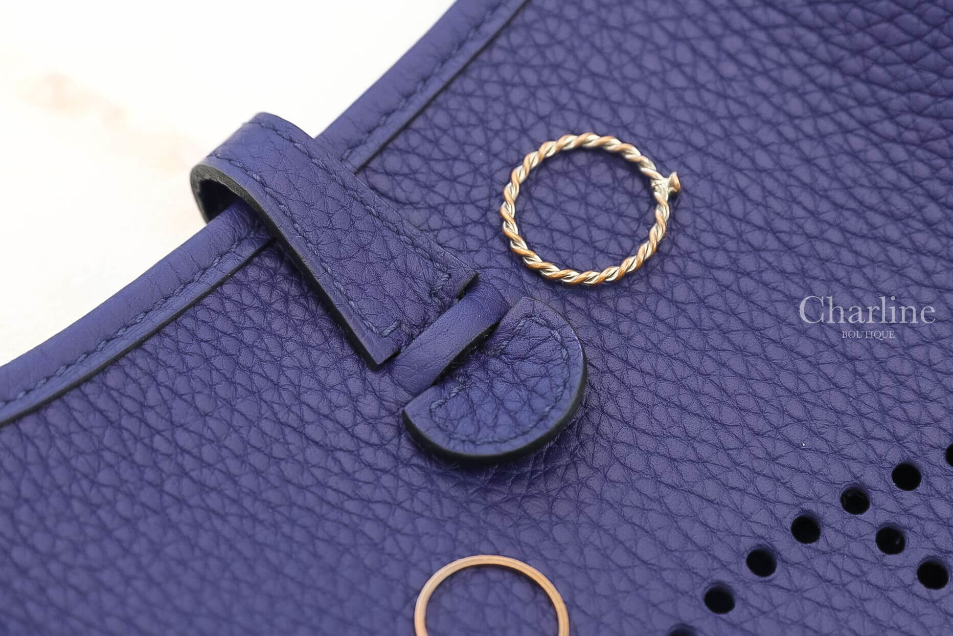 Hermès Evelyne TPM 16cm M3 Bleu Encre Taurillon Clemence 水墨藍簍空洞洞肩背包
