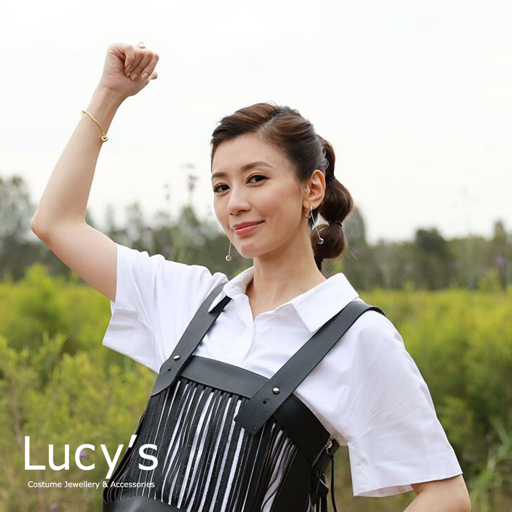 Alyssa Chia 賈靜雯