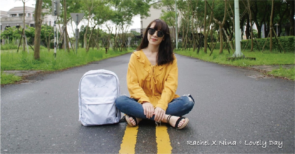 百萬人氣部落客推薦！白色大理石後背包