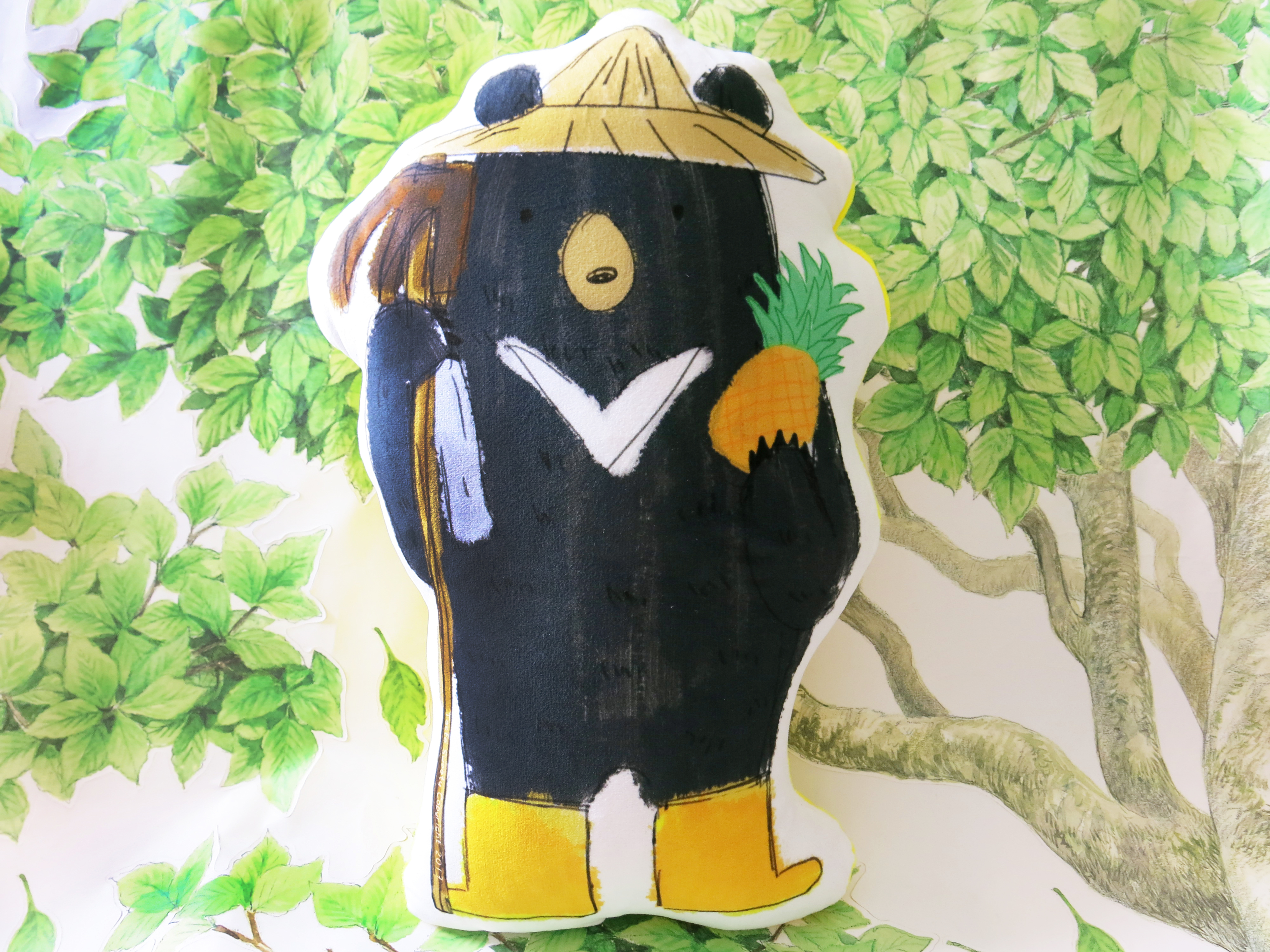 農夫熊造型抱枕