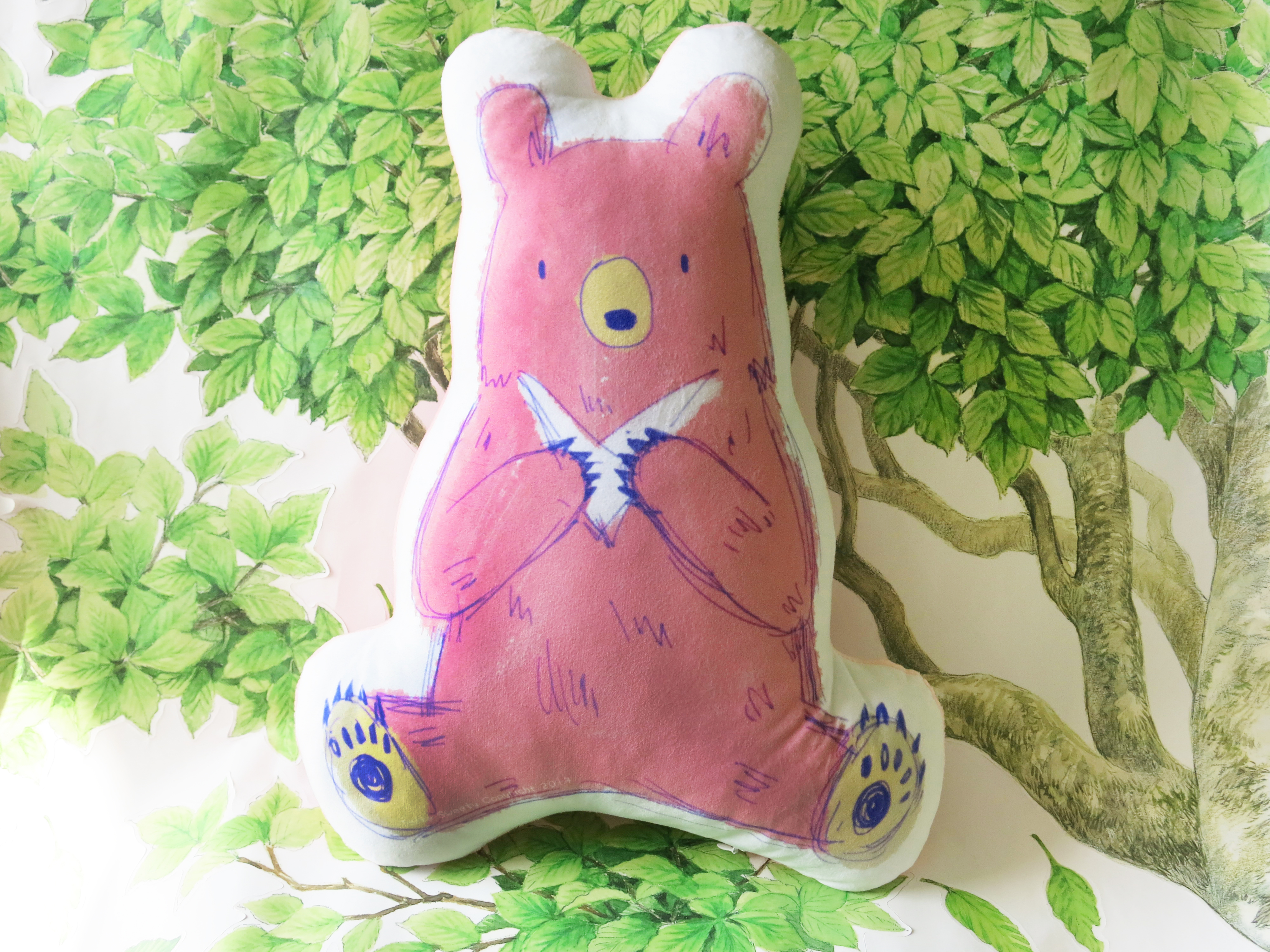 粉紅熊造型抱枕