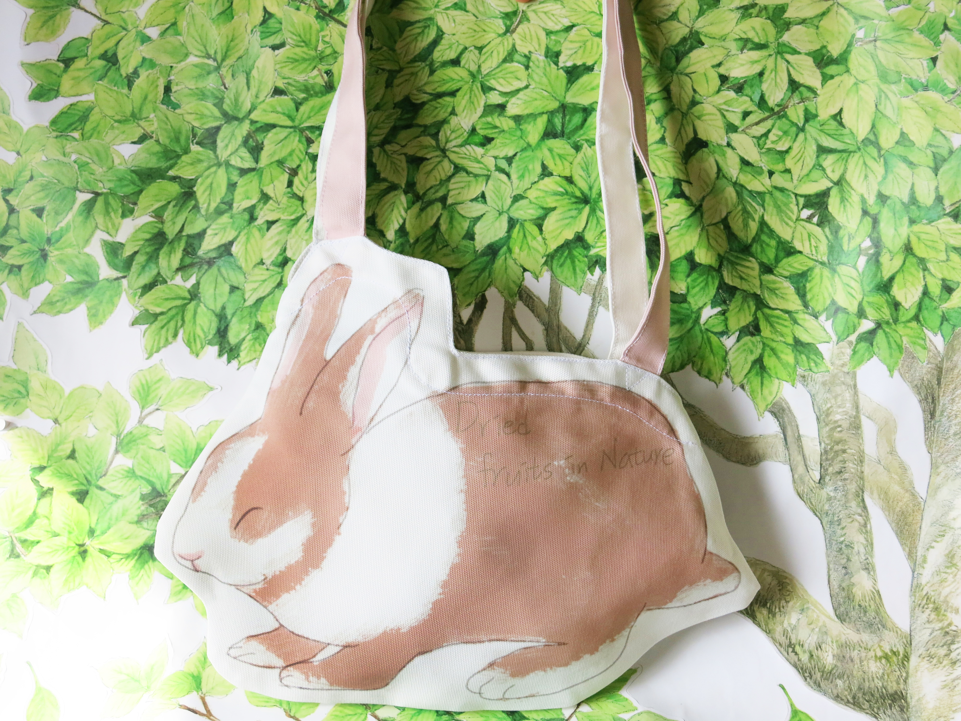 粉紅兔造型側背包