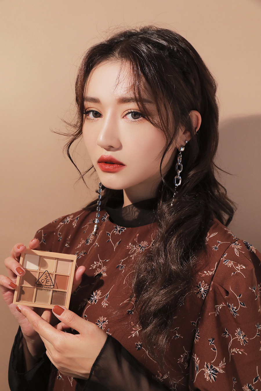 [ 3CE ] Multi Eye Color Palette #Smoother