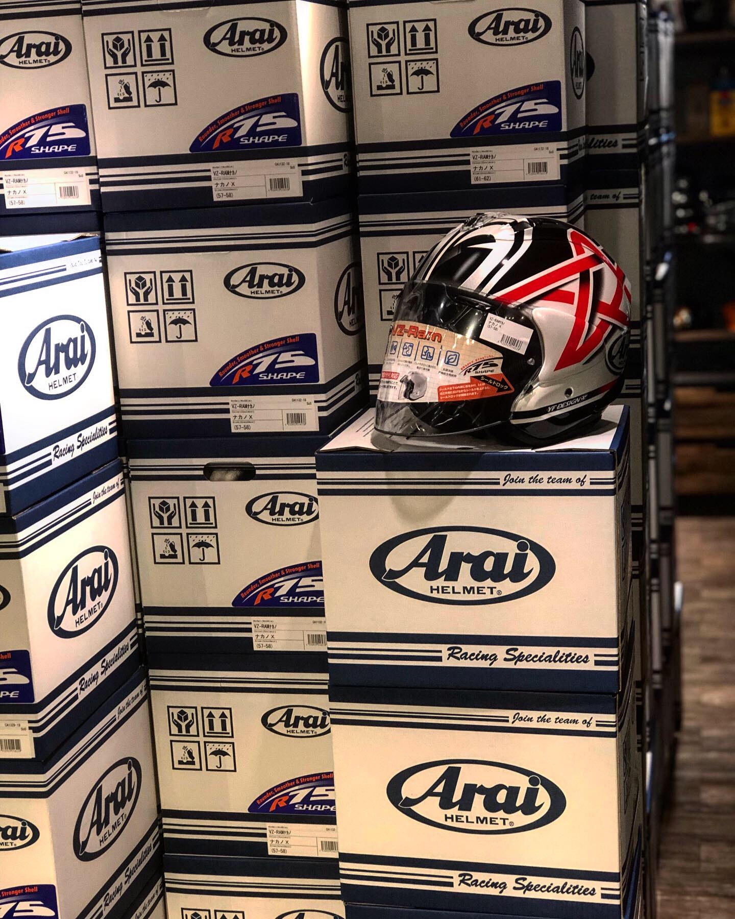 56DESIGN VZ-RAM NAKANO 五芒星彩繪安全帽