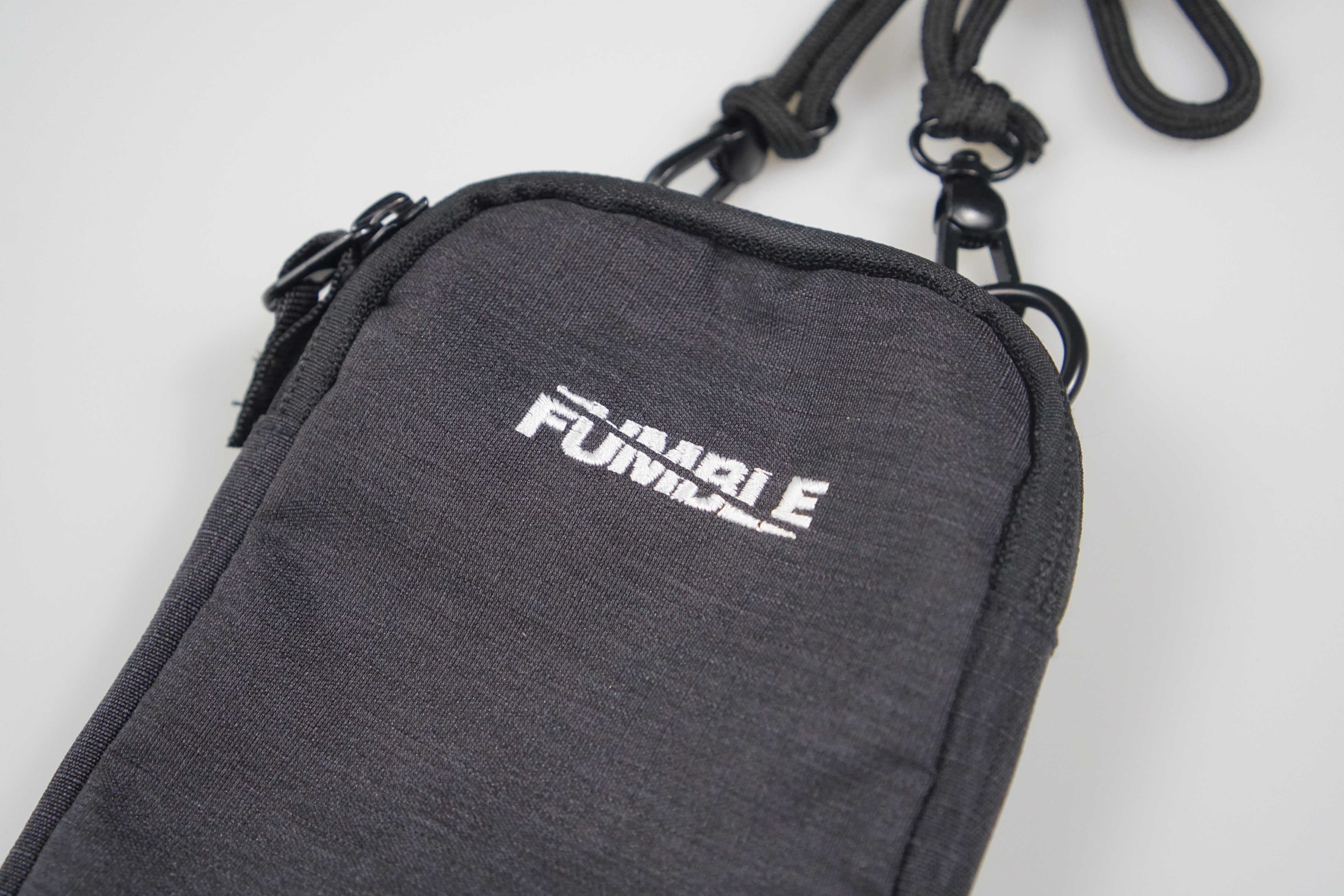 【絕版小品】"King of Kowloon" Phone Pouch