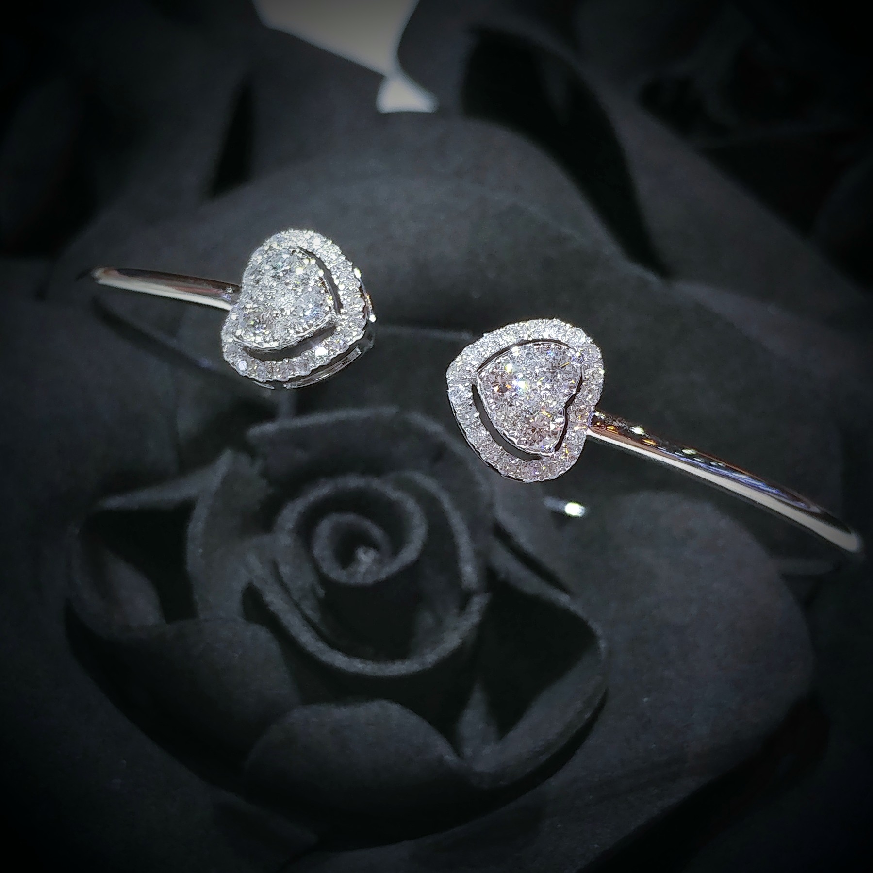 全新18K白金78份鑽石手鈪