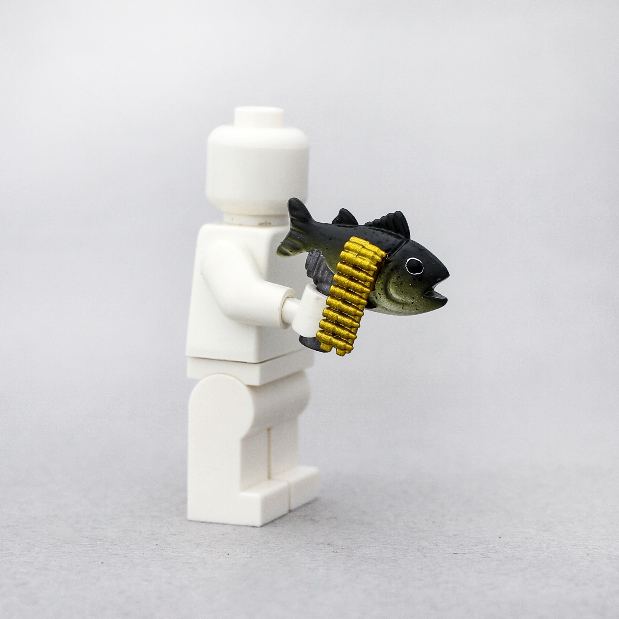 [樂宜樂] 戰術鹹魚槍