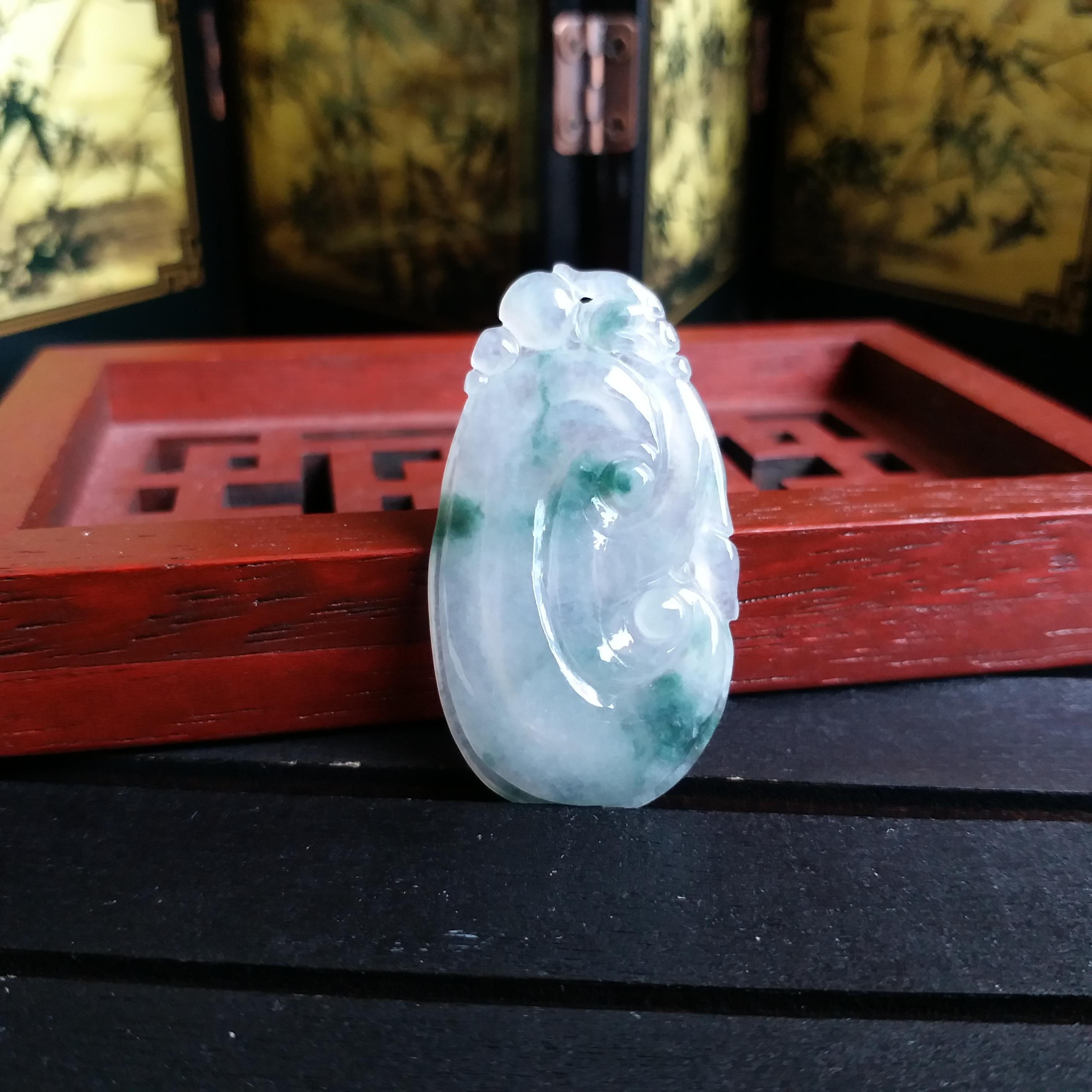 J1129 冰糯飄花如意吊墜