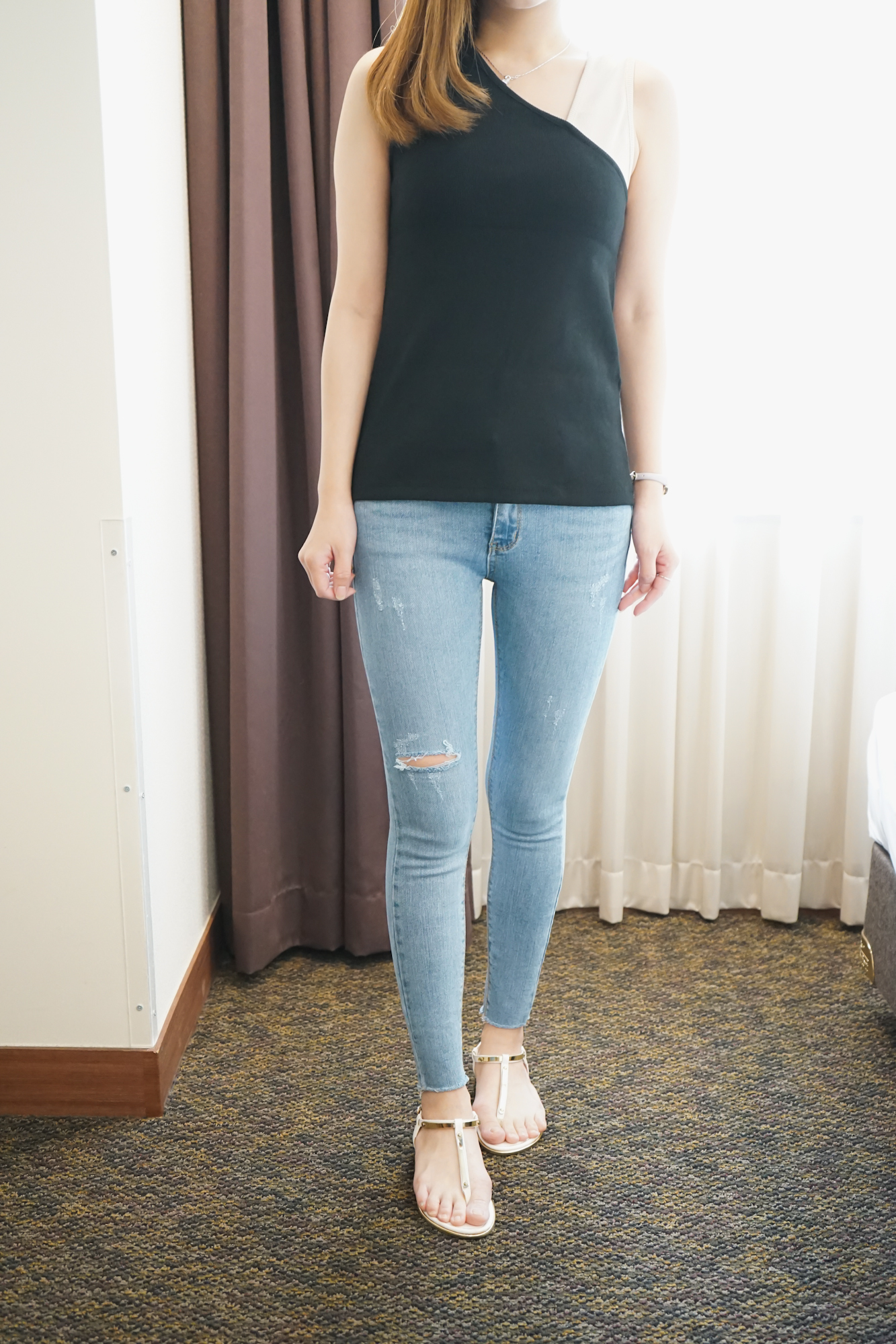 顯瘦小腳牛仔褲