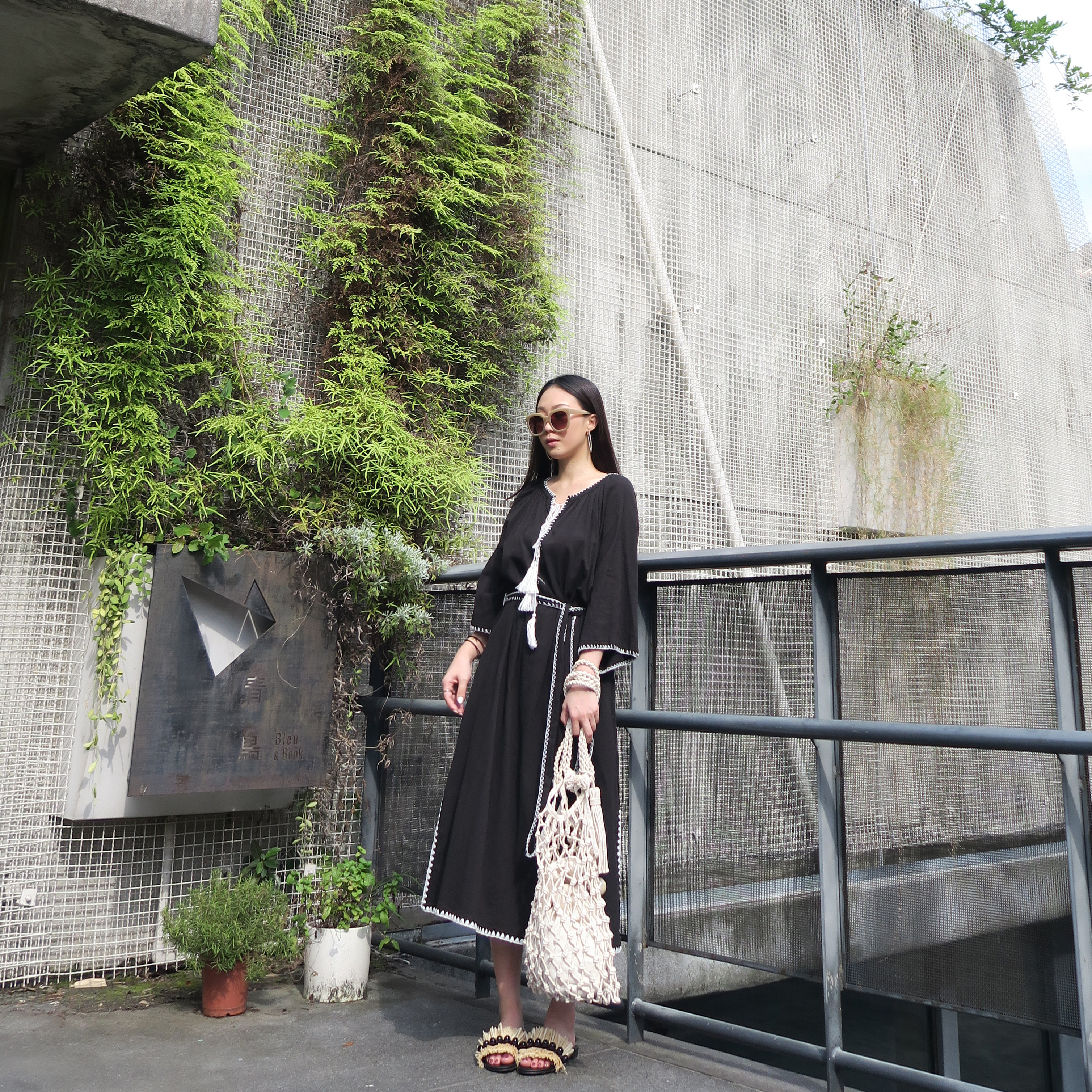 白邊流蘇綁帶洋裝(現貨)