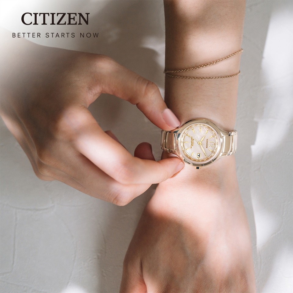 萬年鐘錶 - Citizen 光動能電波女錶   EC1173-87Y  錶徑28.5MM