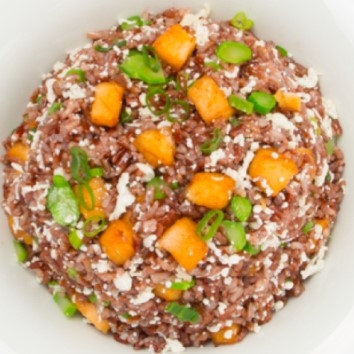 薑米蛋白三文魚紅米炒飯