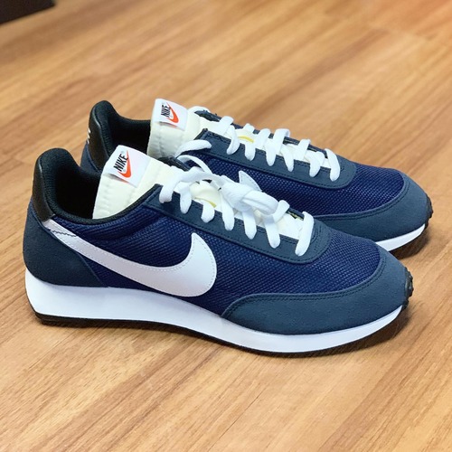 nike tailwind navy blue