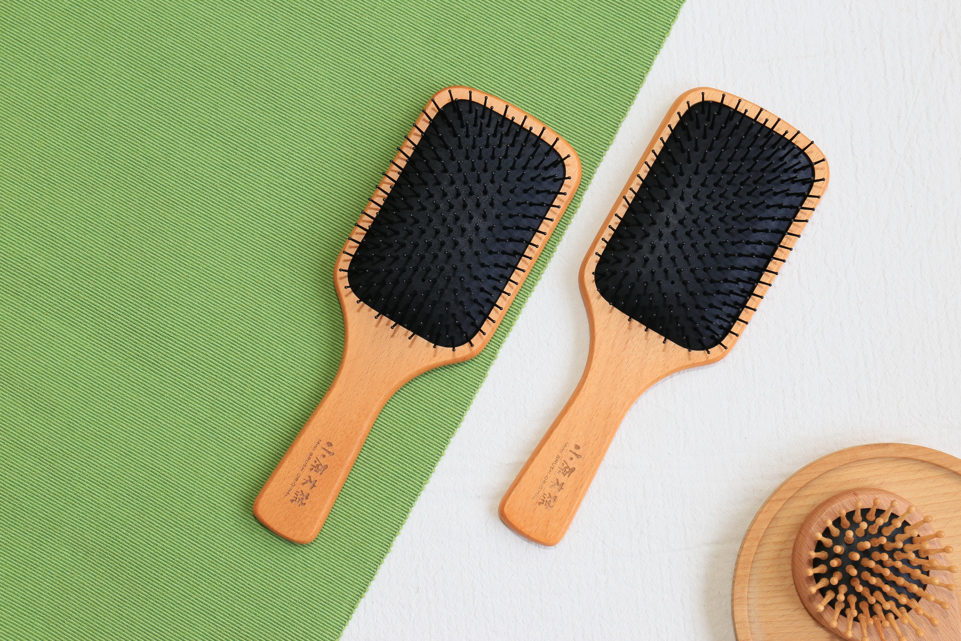 【小原木梳】乾濕兩用 尼龍鋼針按摩梳(一把絕對不可少的家用梳子)