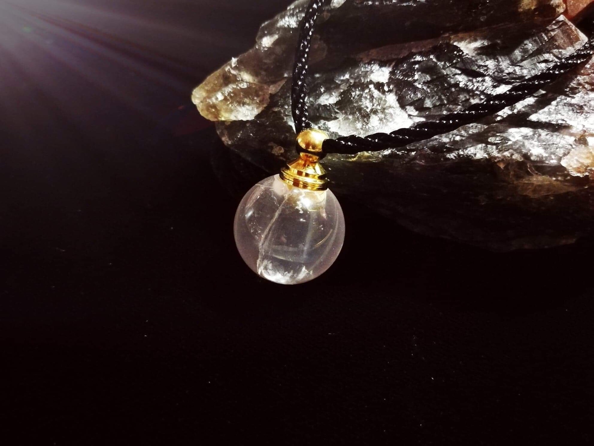 粉晶芳香瓶項鍊