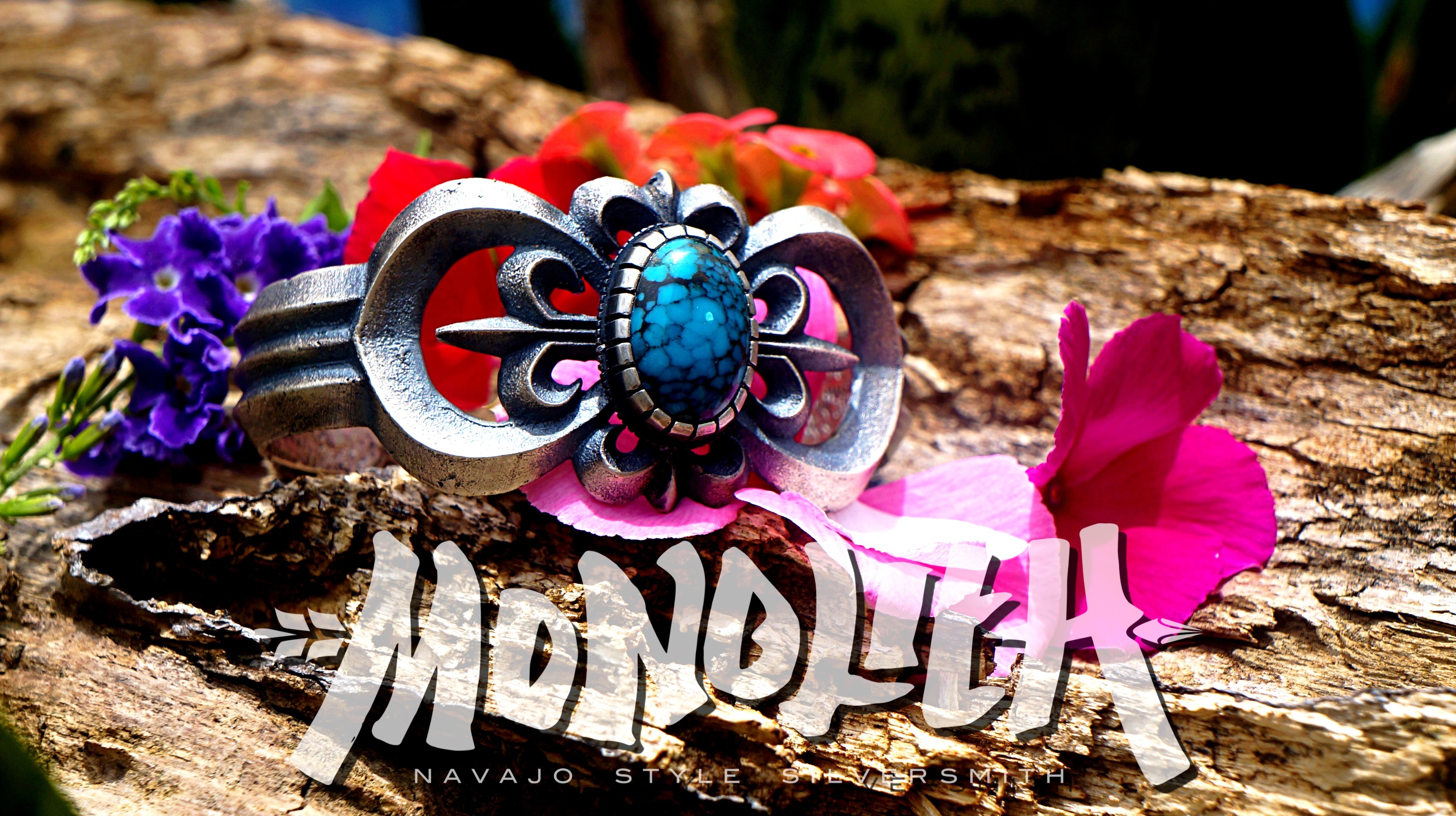 Cloud mountain 沙鑄舊化【手環 】