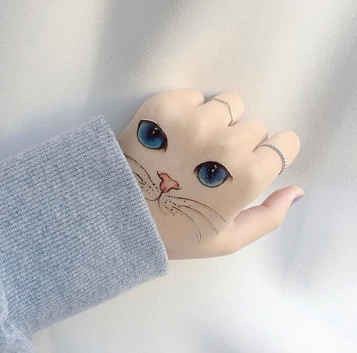 貓眼 Cat Eyes