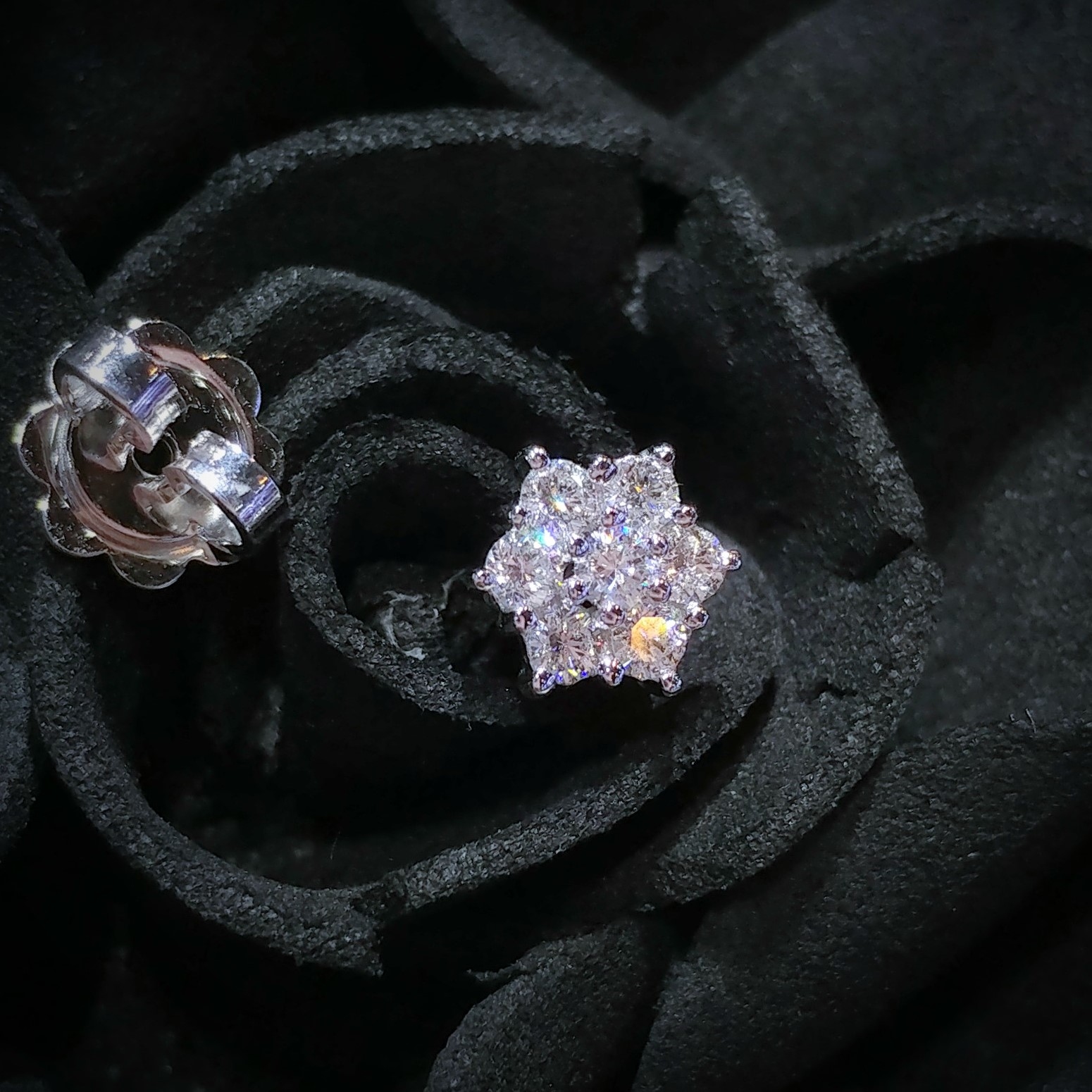 全新18K白金16份鑽石單耳環