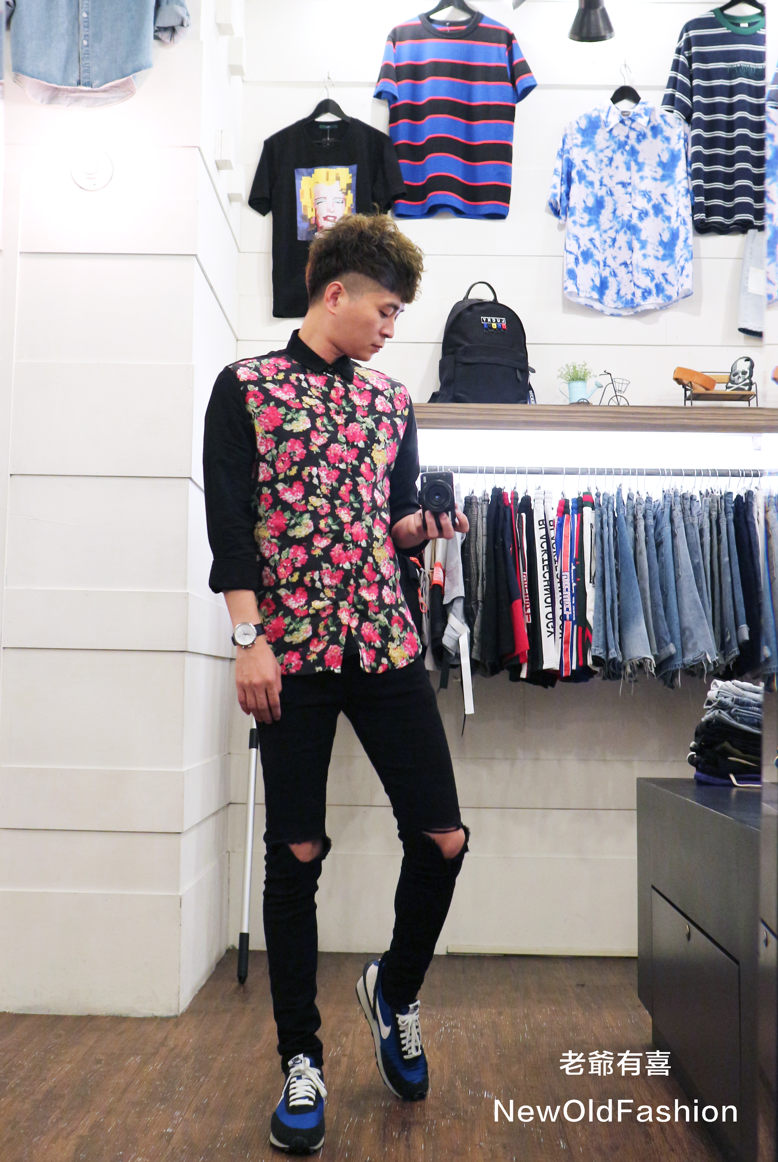 『新品上市』重磅滿版大紅碎花撞色拼接袖襯衫！